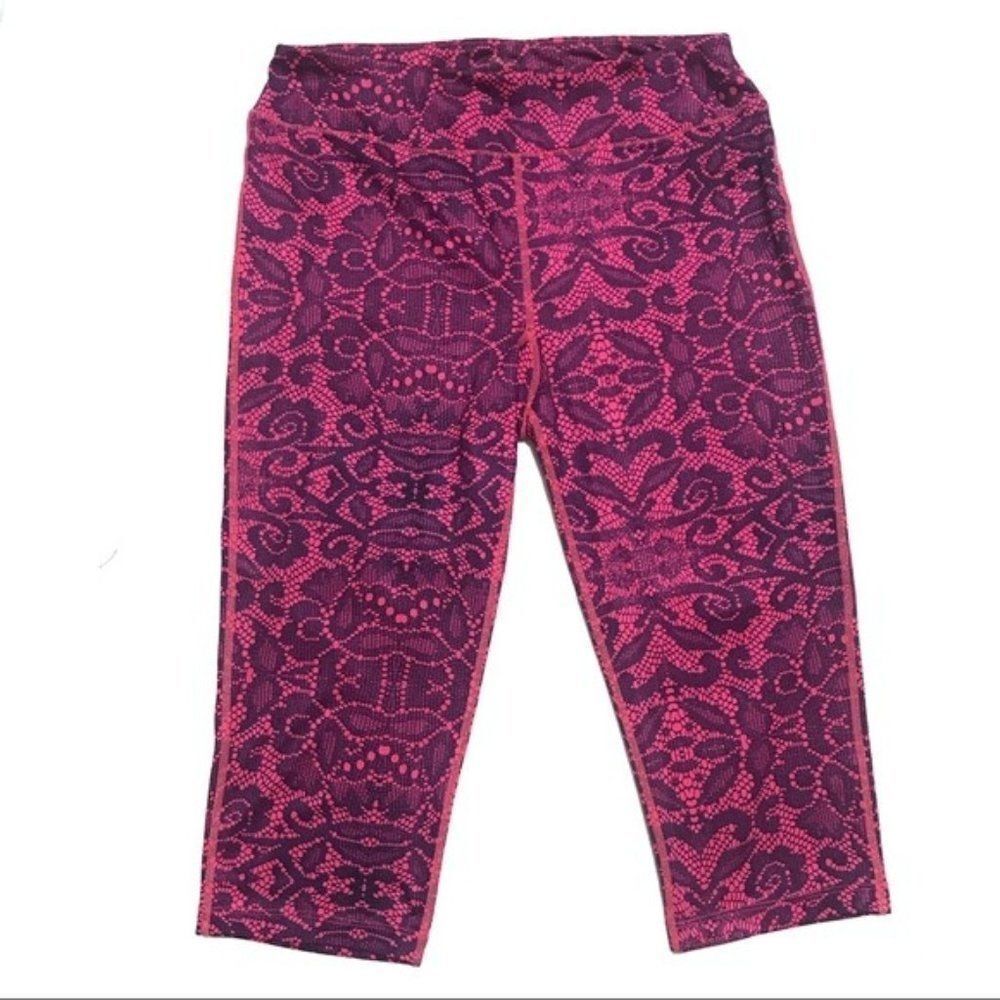 Pink Fila Mid-Rise Athletic Performance Capris